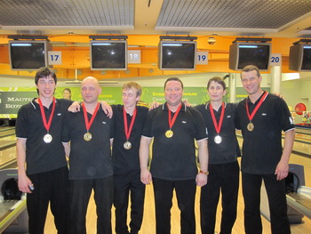 команда Ключ - победительница чемпионата СЗФО по боулингу 2011