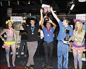 Победители XIII ежегодного любительского турнира по боулингу среди работников туристического бизнеса АРТ ТУР 2012